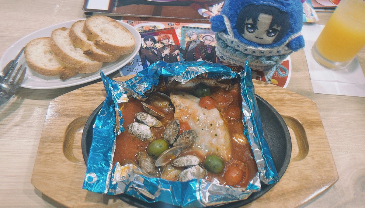 q__kurage's tweet photo. 一織に会いに三千里 https://t.co/88RbJIdrgk