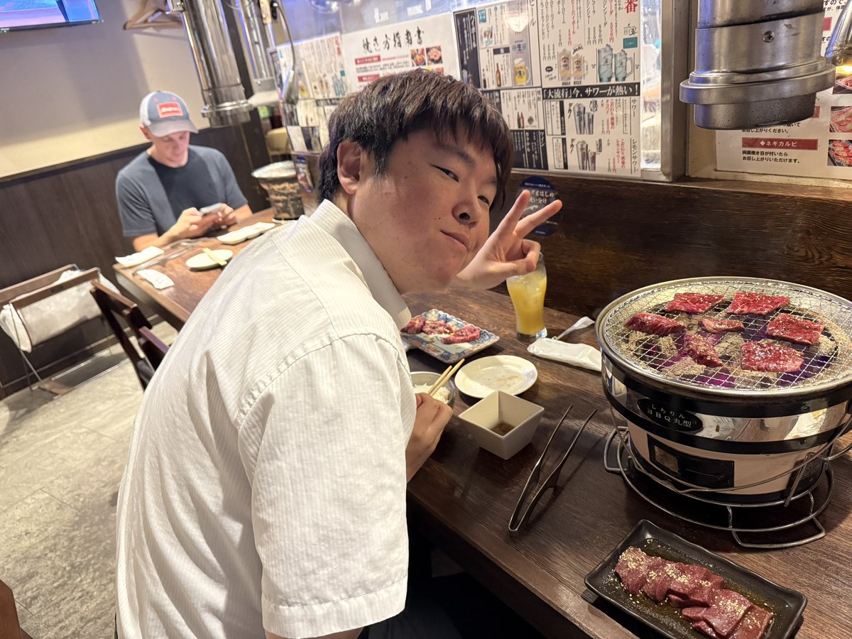 MokomokoCoro's tweet photo. 副店長祝いくん https://t.co/LMl0azHZvF