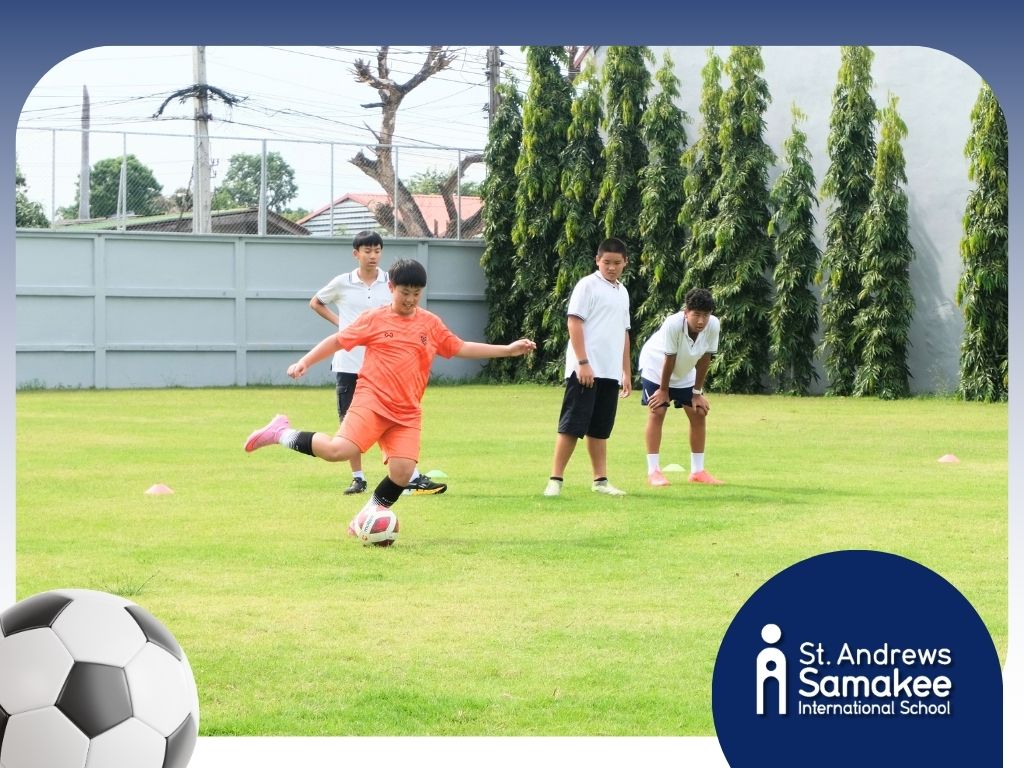 sassamakee's tweet photo. Our After-School Football Club is in full swing for Years 3–9! Split into tailored age groups, players build technical skills, confidence, and teamwork while staying active. ⚽️🏃‍♂️

#SchoolFootball #GrassrootsFootball #AfterSchoolClubs #SchoolSports #ActiveKids https://t.co/l1Op4zVt0t