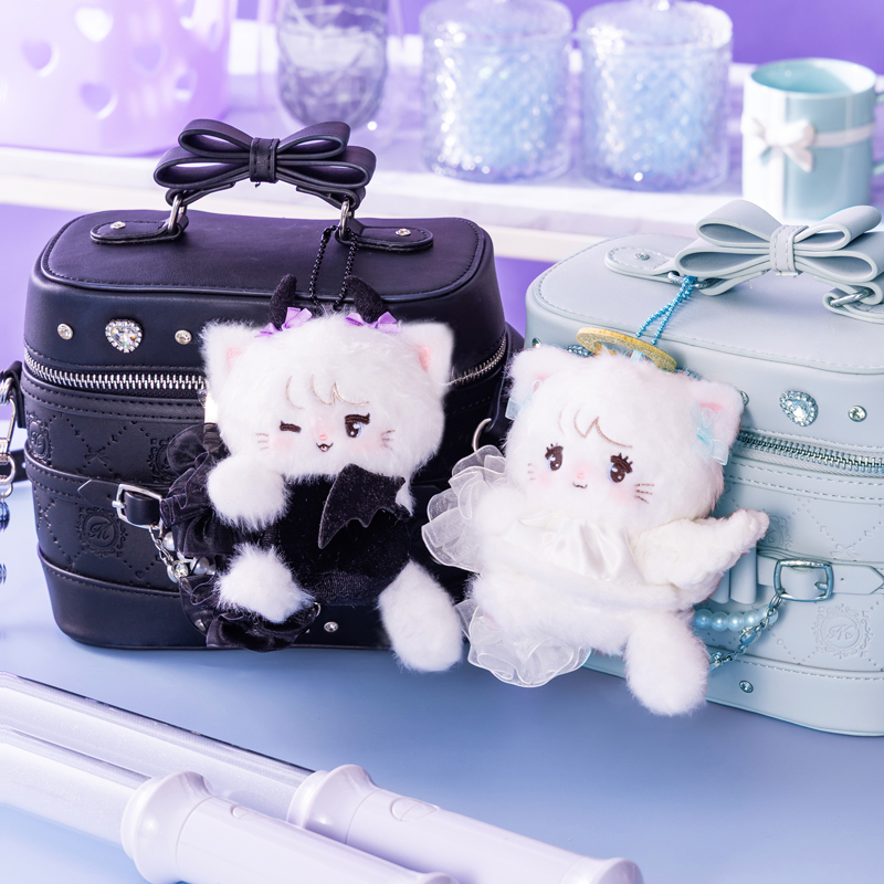 mikko_goods's tweet photo. 【#Lilalamode 新商品情報】

「ペンライトにつけられる♡マスコット(天使ムース)」
「ペンライトにつけられる♡マスコット(悪魔ムース)」

📅2026年10月16日(金)発売

詳細/取扱店舗はこちら👇（引用元）
https://t.co/3WWFXVrmPt

#リルアラモード #mikko https://t.co/v3TbqIKMfb