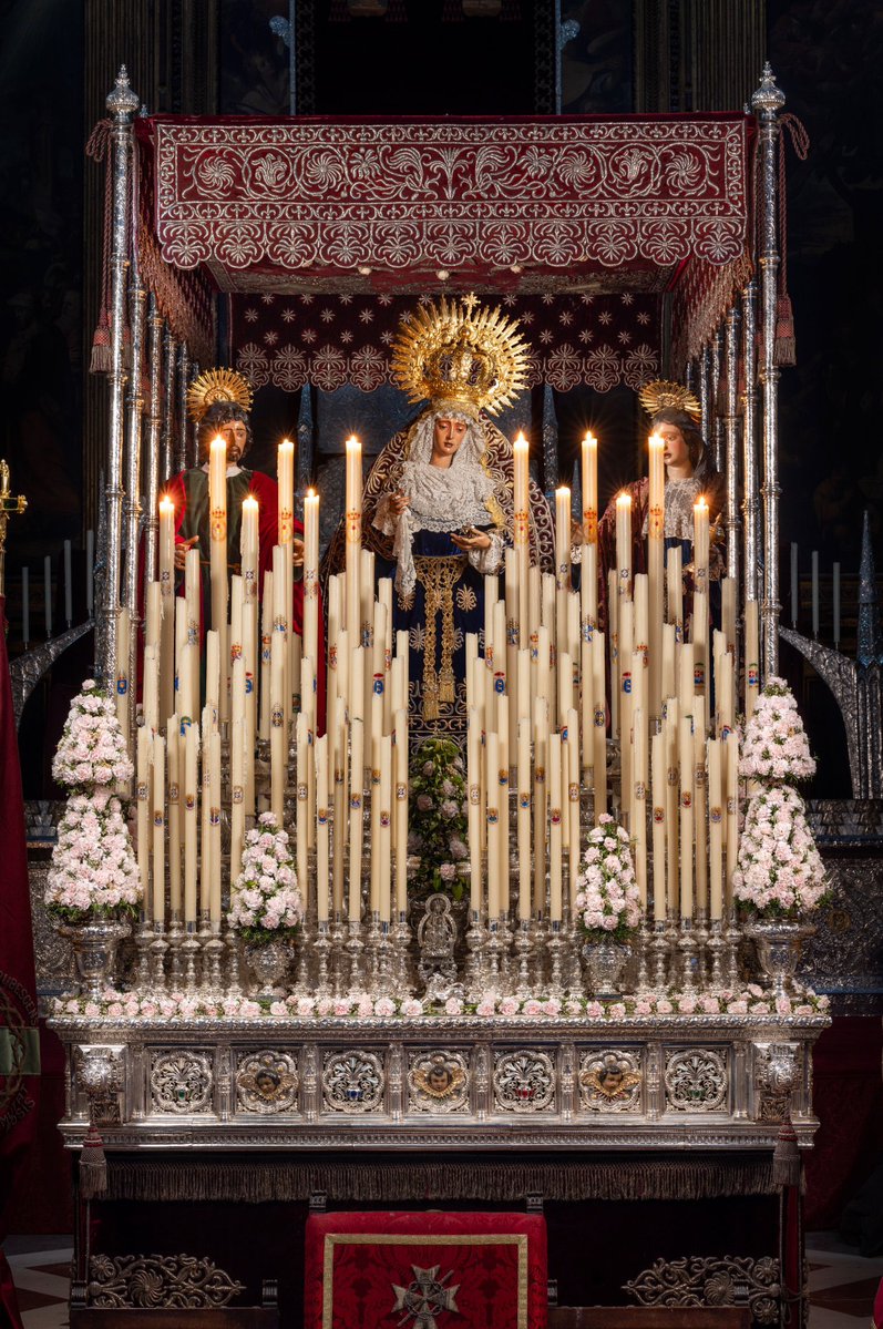 damasobeigbeder's tweet photo. Sevilla y Córdoba en cuanto a la sacra conversación y el similar exquisito gusto. https://t.co/SIOIZpyX3P