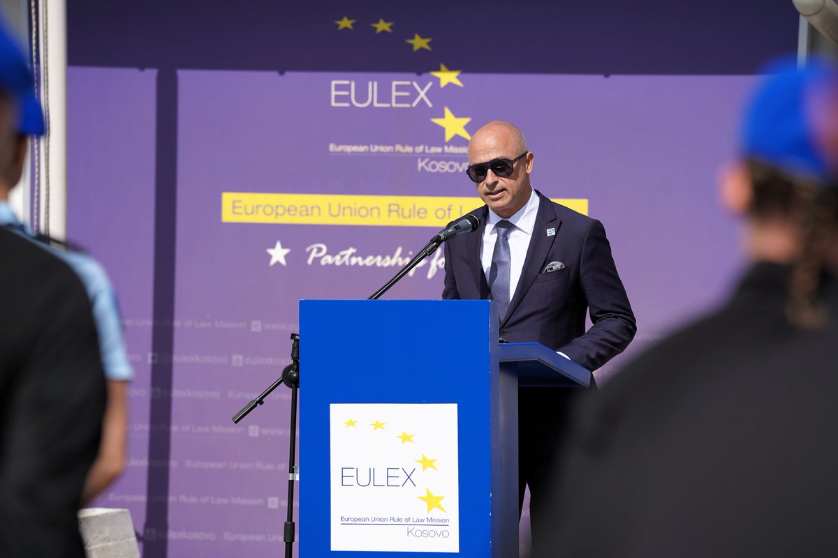 EULEXKosovo's tweet photo. 🎖️On 29 September, we honored the commitment &amp; dedication to the values of peace, security and the rule of law of 26 🇫🇷 🇱🇹🇳🇱🇵🇱 members from the 7th EULEX Reserve Formed Police Unit (RFPU), who received the 🇪🇺 EU CSDP Service Medal. Learn more ➡️https://t.co/QM3N0jPJHL https://t.co/HG1KwjCVtf