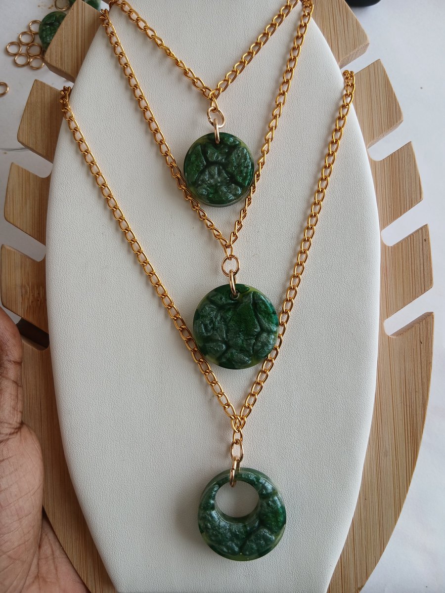 Kanjoor0's tweet photo. @QhuwaKrafts @WanjiruOfQ COLLECTIBLES 2

Emerald Tides Pendants 
From 1,000 to;
Moja KES.850
Mbili KES.1,500
Tatu KES.2,000

(Pick &amp; Pay ready as on image)

All discounts for these or orders made for these, run from 2nd Oct-10th Oct 2026 

+254751610909 (Airtel Money+Enquiries)

https://t.co/T3LMs7SzM9 https://t.co/Nnv3iNTHYi