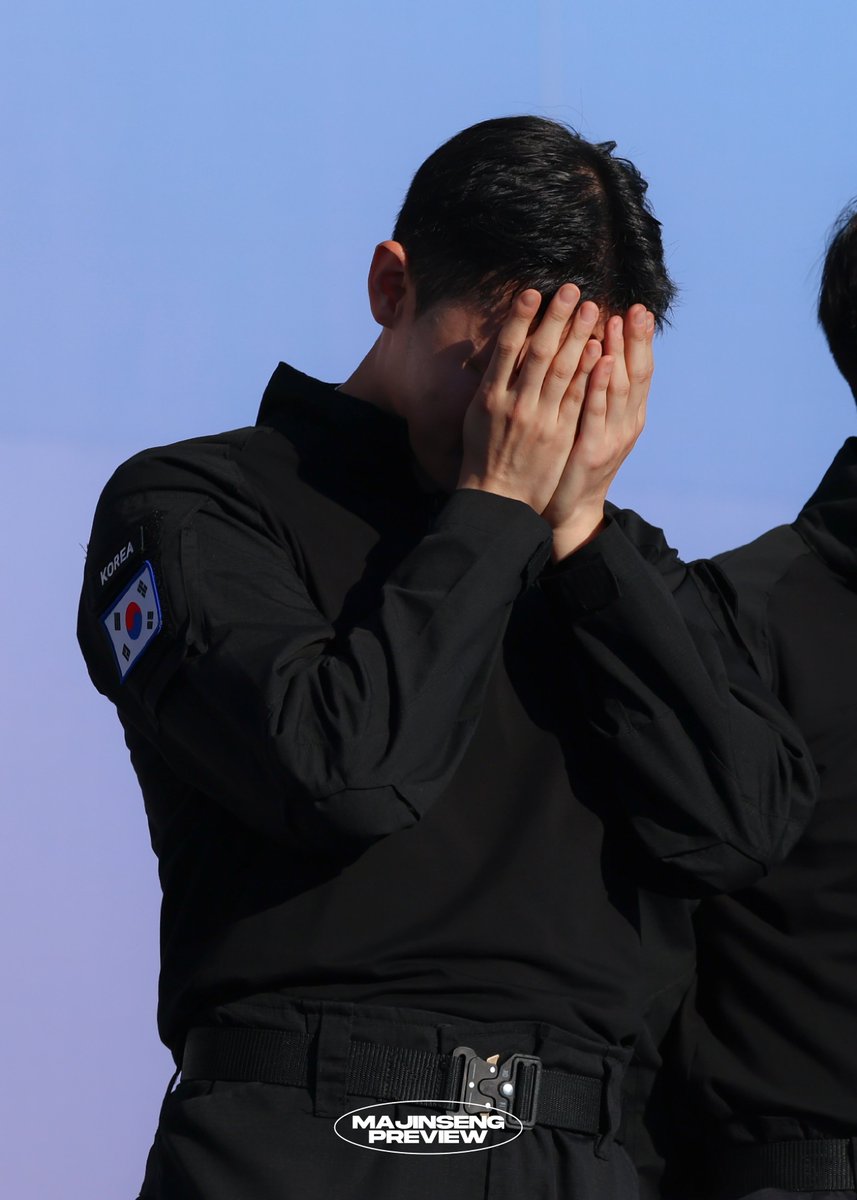 ma_jinseng's tweet photo. 261002 지상군day2 #창균 #아이엠 #IM 임창균어이///// https://t.co/JYbQZFWipt