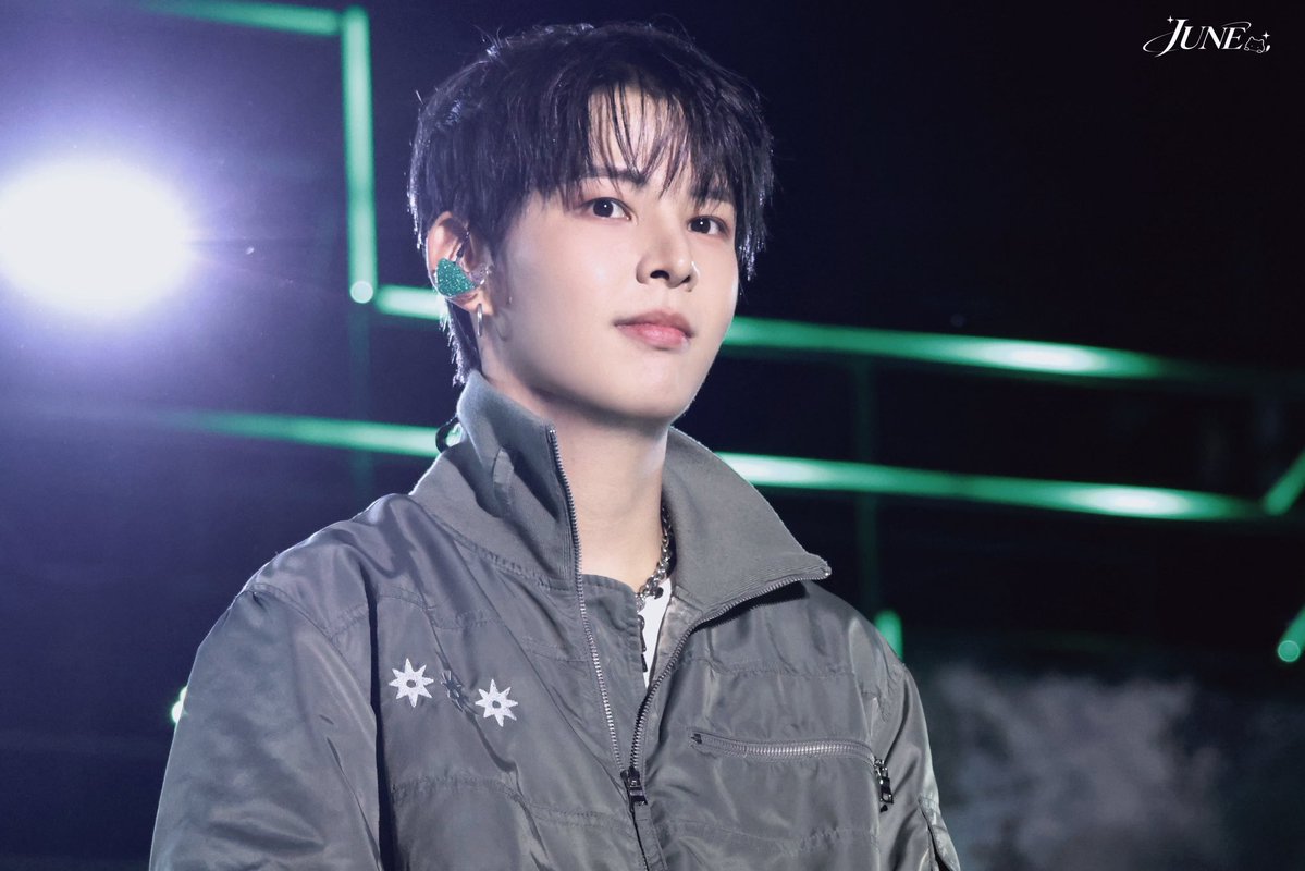 JUNEDIT0325's tweet photo. 20261001 성균관

내 천사 👼

#wayfboys #웨이프보이즈 #JUNMYEONG #준명 https://t.co/rqRa2dYXW3