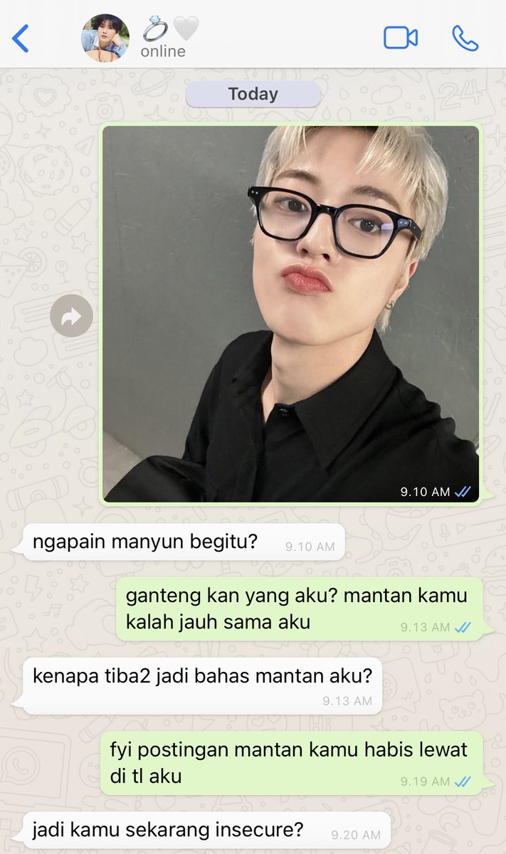 tokyumoon's tweet photo. ──★ ˙🍓 acillo &amp; hugo

daily life rumah tangga 🤗

#harukyu few tweet au
©️tokyumoon https://t.co/OFzNVFI10y