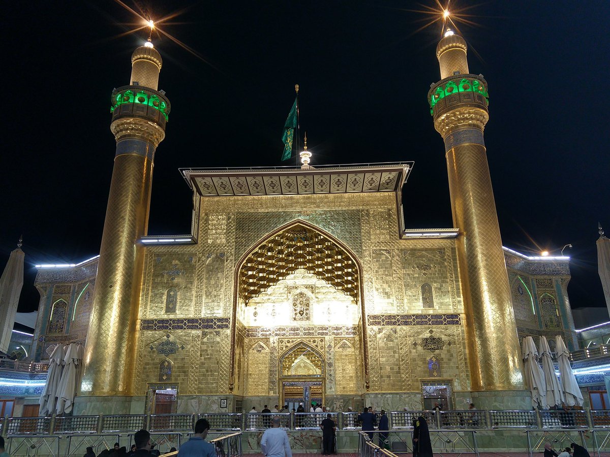 tsomswritings's tweet photo. دومین زائر نذری کربلای #خیمه هم راهی شد.

حامد عزیز دیشب از نجف و کربلا برای ما عکس فرستاده و نایب الزیاره بانیان عزیز و اهل خیمه بوده.

@SoldierHamed313 https://t.co/BfBCKaE1TX