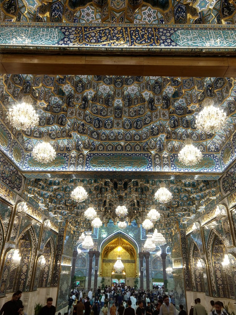 tsomswritings's tweet photo. دومین زائر نذری کربلای #خیمه هم راهی شد.

حامد عزیز دیشب از نجف و کربلا برای ما عکس فرستاده و نایب الزیاره بانیان عزیز و اهل خیمه بوده.

@SoldierHamed313 https://t.co/BfBCKaE1TX