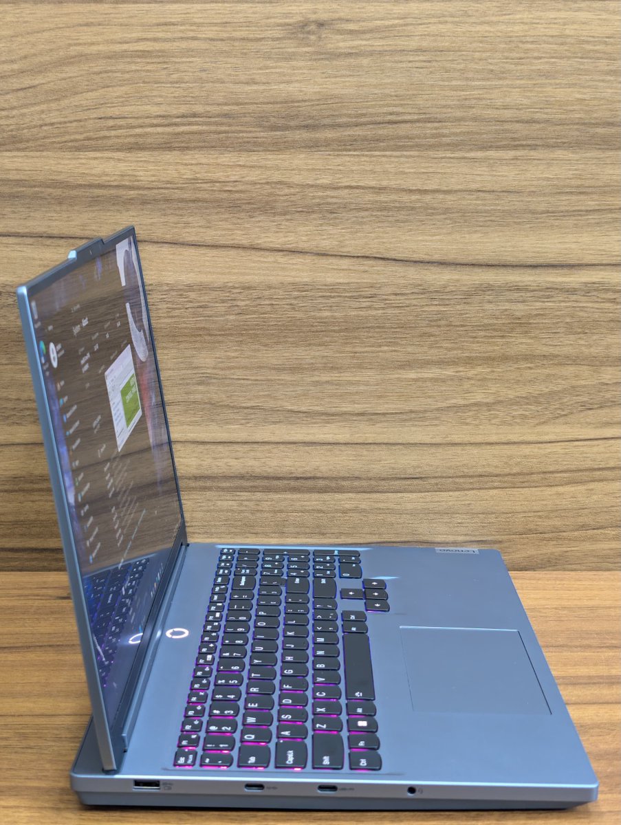plugcoregadgets's tweet photo. Lenovo Legion 5 16IRX9
16" 240Hz QHD Display 
Intel i9-14900HX
32GB RAM | 1TB SSD
8GB, NVIDIA RTX 4070
Backlit RGB Keyboard 
Laptop + Charger ONLY 
N2.48m https://t.co/Yr7OTh7TZ1