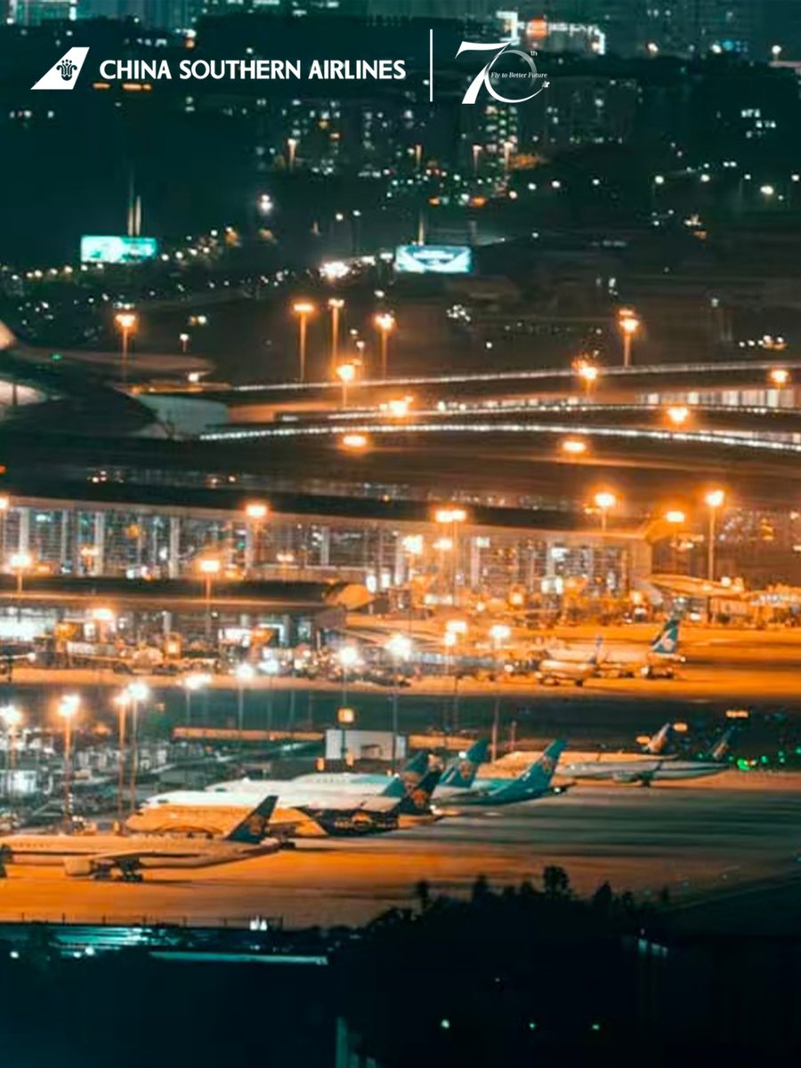 CSAIRGlobal's tweet photo. After a busy day, our flights are parked quietly for the night. China Southern Airlines wishes you a peaceful rest. Good night!✈️🌙
#CSAir #FlyWithCSAir https://t.co/7EhmrAaaAI