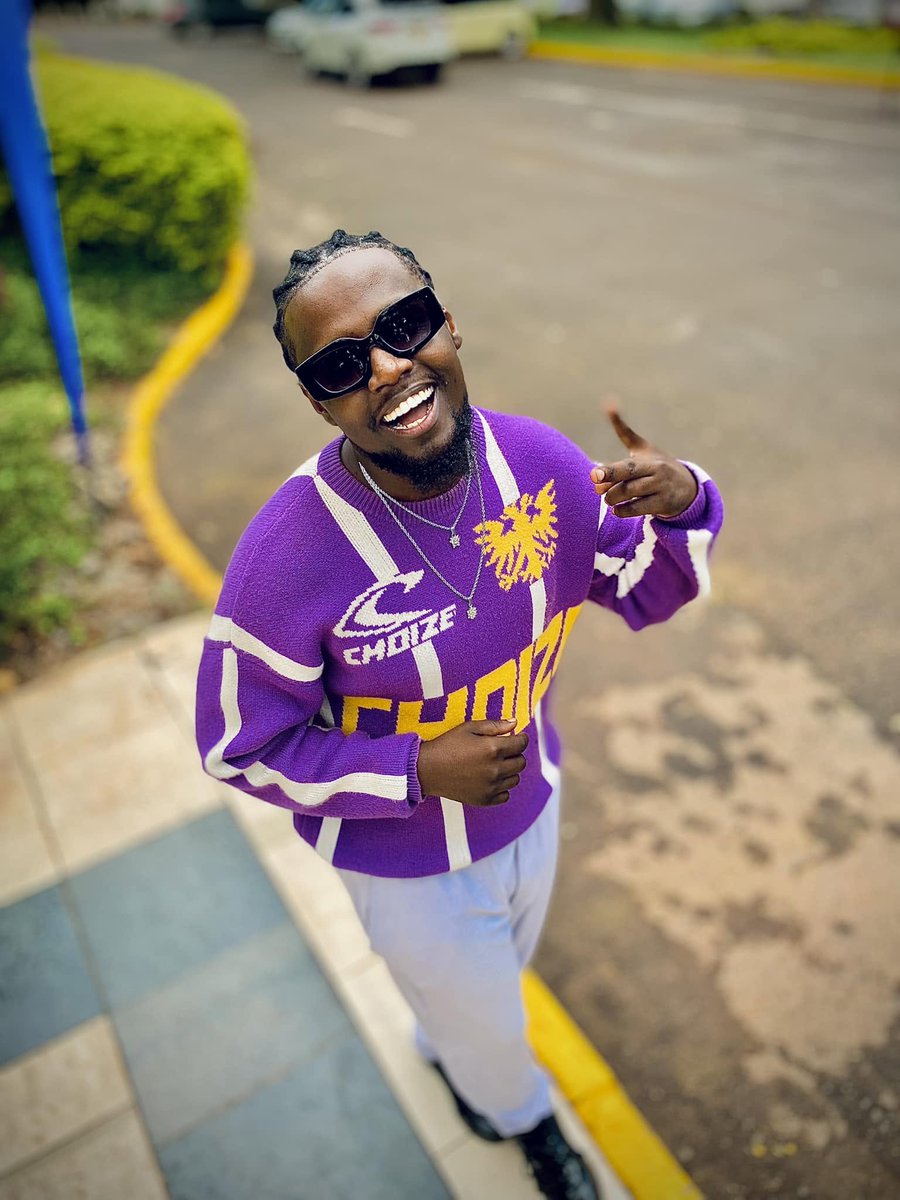 sparktvuganda's tweet photo. What song are you feeling today?
Send in your requests, shout-outs, and dedications, and let’s get into the mood for the weekend.
#ChezaDotCom https://t.co/PeqWyba1dt