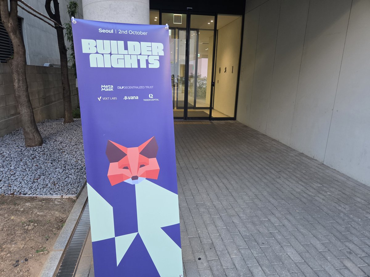1mblocks's tweet photo. After BNB Seoul, we headed over to Seongsu, Seoul for MetaMask Builder Nights. 🦊

With @francescoswiss among the panelists, the conversation ranged from stablecoins and micropayments to verifiable identity, attestations, and what it could look like when software starts transacting on behalf of users.

Agent wallets also came up, along with the idea of making onchain interactions less dependent on users manually navigating a wallet interface, while security and guardrails continue to operate in the background.

The discussion later turned to adoption, including x402 and whether these new payment rails can find real use beyond crypto-native trading and experimentation.

#MetaMask #BuilderNights