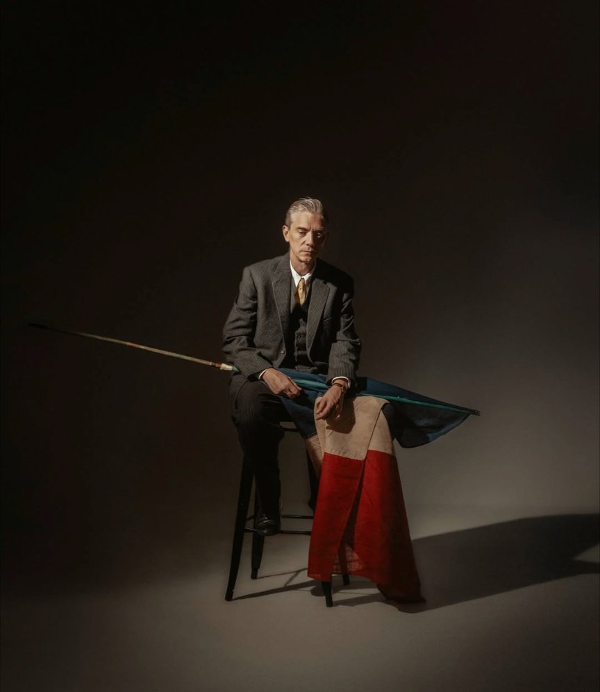 a24arlaud's tweet photo. This picture of Swann Arlaud might be my favorite one to come out of this Notre Salut promotion https://t.co/AqvTQgCmYJ