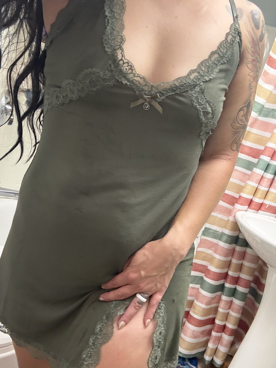 bbMickey3's tweet photo. Grab one of my bundles or subscriber discounts and see what else I have to show you 😍 Will also take special requests so please  me! NO SCAMMERS OR YOU WILL BE BLOCKED! #OF #onlyfansmilf https://t.co/QEsP4U5kPU