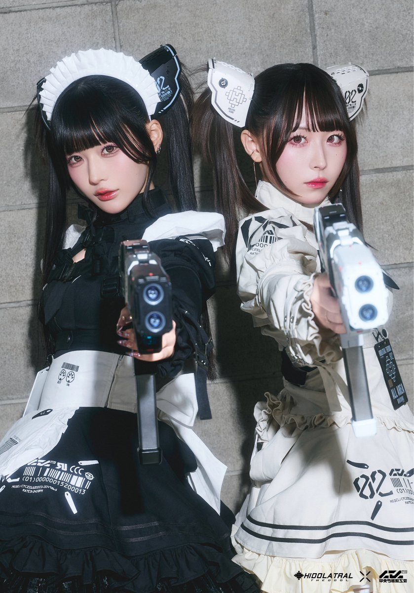 THEODOL_TKN's tweet photo. HIDOLATRAL THEODOL
(イドラタール　テオドール)

2026 AUTUMN COLLECTION 
KEY VISUAL ②

〝戦闘メイド〟をモチーフにした
中央町戦術工芸×テオドールの
最強コラボレーションアイテムが登場。

《きゅるきゅる電脳❤︎メイドロボ！》

10/9 11:00-POPUP 20:00-通販
🛒 https://t.co/EEI8kTMxtL https://t.co/oq4v2EZGol