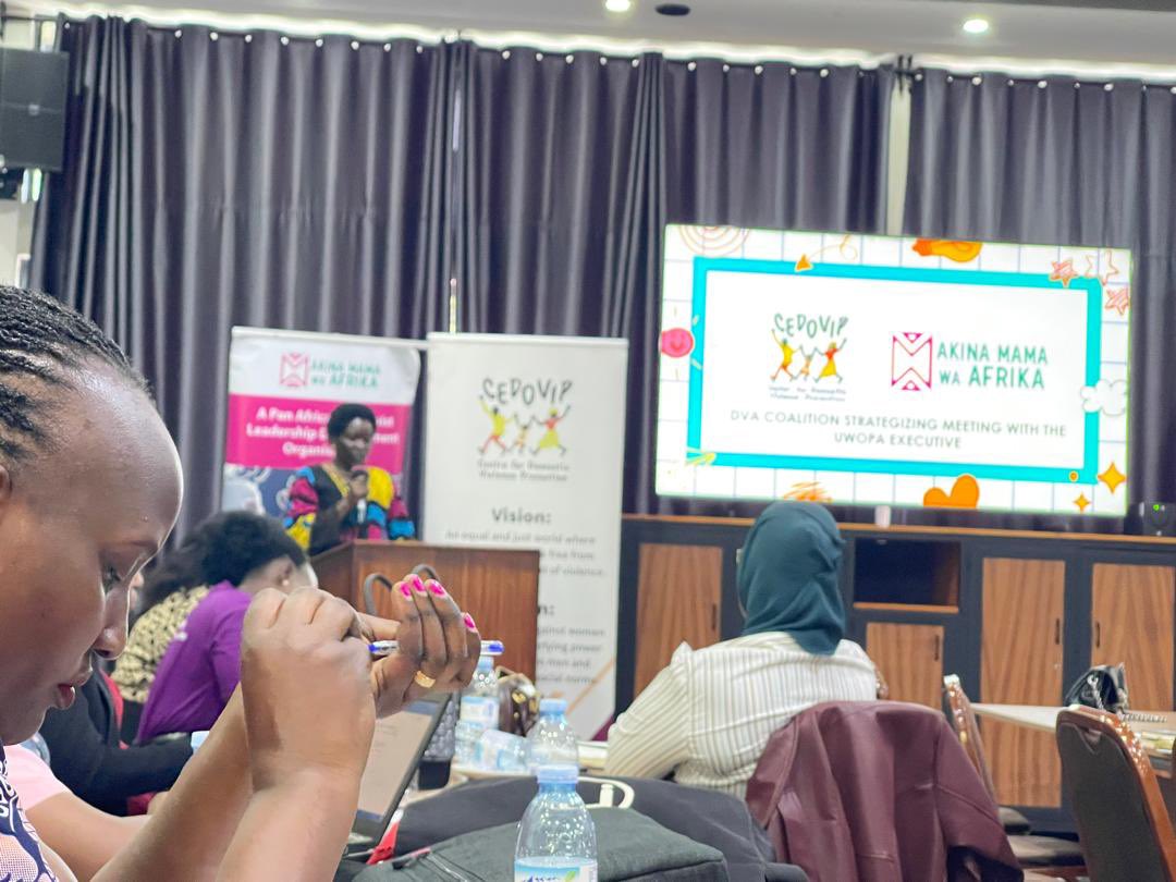CentreforWomen2's tweet photo. Today, our Executive Director, @OwomugishaImmac is representing us at a strategic meeting between the DVA Coalition and the UWOPA Executive

Discussions focus on the status of gender responsive bills &amp;aligning strategic priorities for the 12th Parliament
#GenderAndHealthJustice https://t.co/KtYmpVnzr5