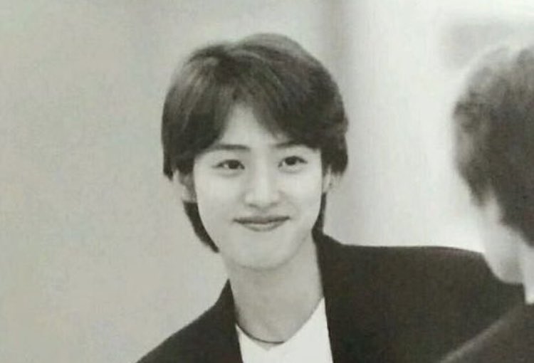 ay_ny_6790's tweet photo. 宝塚時代の天海さんってイケメンすぎて困る https://t.co/4TqDltBofM