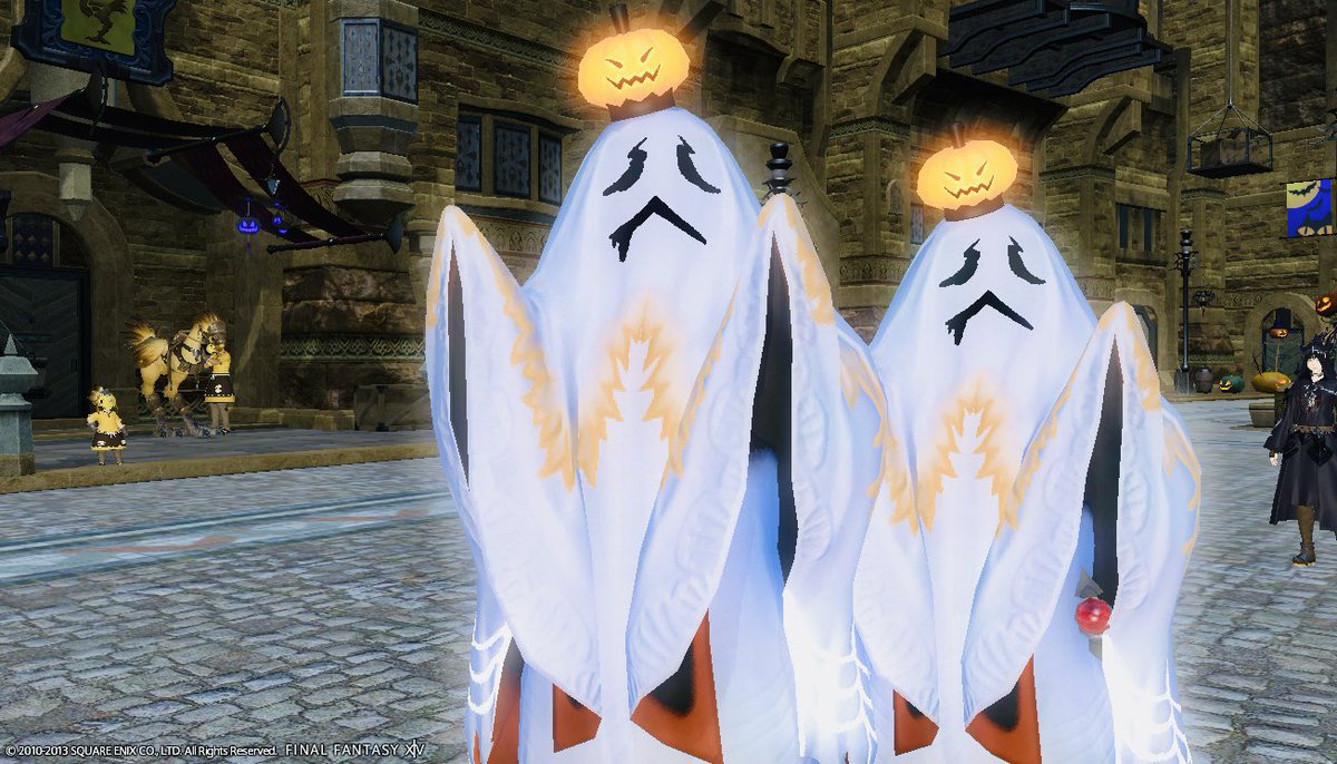 LavenderHerb101's tweet photo. The Continental Circus: "This Wailing Spirit costume will incite mindless terror!" 🎪
The Costume: [A towering ghost sheet with a despairing face that evokes pure sympathy] 🥺👻

#FFXIV #WhiteMage #AllSaintsWake #MMO https://t.co/Rx1seV3rmi
