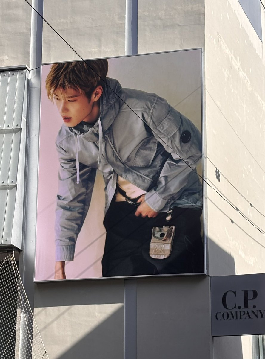 theboyhastosing's tweet photo. 지금 머한민국은.... https://t.co/q9XKiLROHm