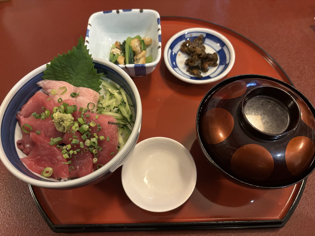 Poyoly787's tweet photo. 今日の夜ご飯！海鮮食べに行った https://t.co/WzenfgnTMQ