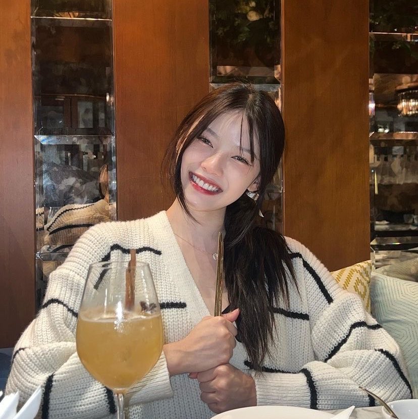 lalisamyl0ver's tweet photo. นี่ให้มาเบล pixxie รอยยิ้มเดิมตั้งแต่เด็ก https://t.co/gCpNMKSthL