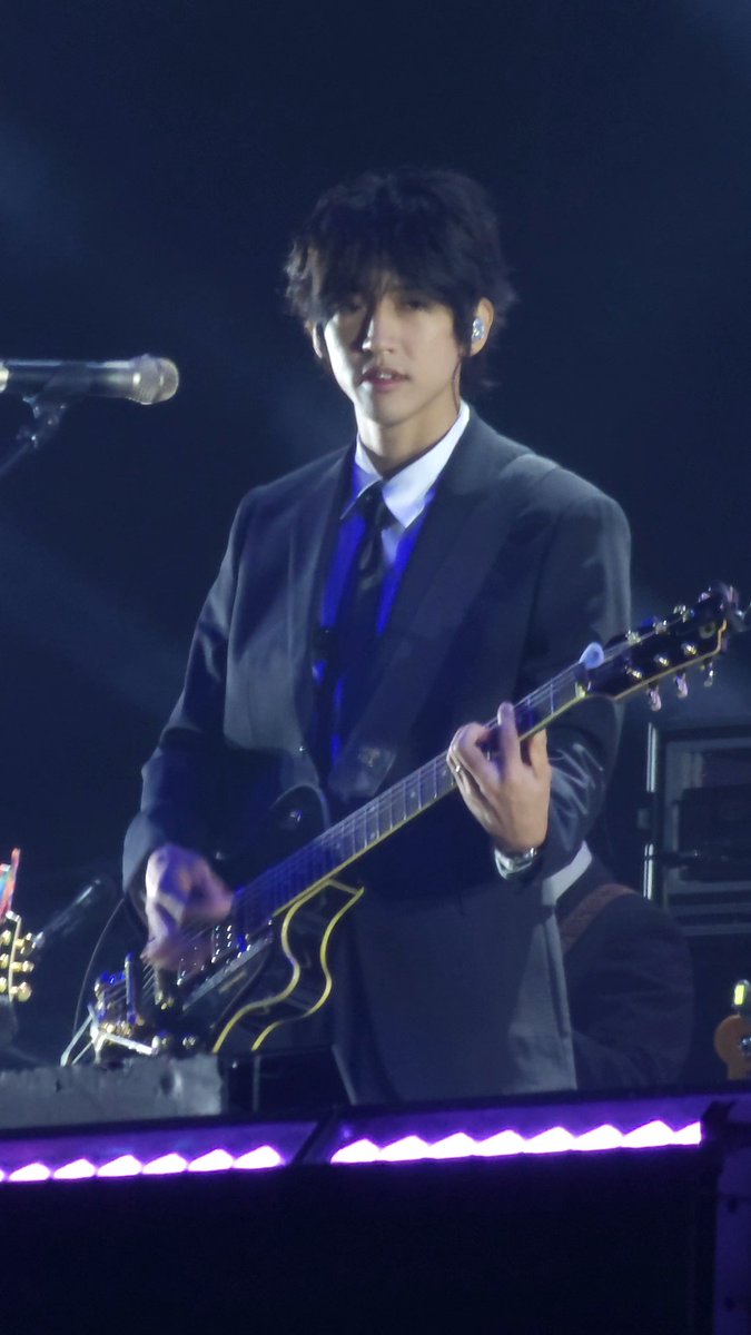 NABI_IXI's tweet photo. 이승윤 정장... 여자 사망.... https://t.co/J934M0iTEL