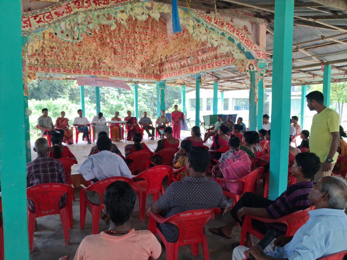 bdokgt's tweet photo. 🌿🏡 বিশেষ গ্রামসভা | Sonaimuri Gram Panchayat 🏡🌿

People’s Plan Campaign 2026–27 এবং বিকশিত উৎসব উপলক্ষে আজ Sonaimuri Gram Panchayat, কুমারঘাট R.D. Block-এ বিশেষ Gram Sabha অনুষ্ঠিত হয়েছে। https://t.co/GFZtRG8eMh