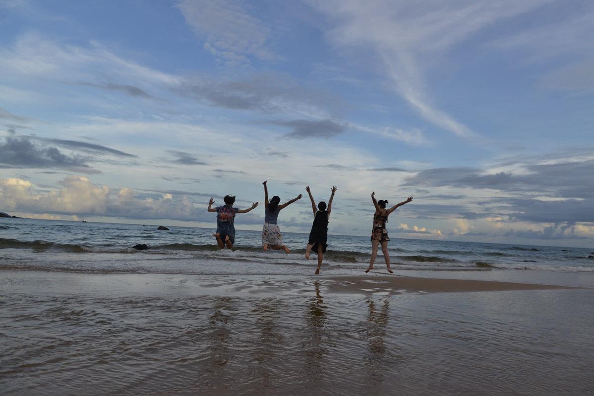 DylanThompg3nm's tweet photo. Shoutout to my dear friends at the reef reef! We’ve got such a fun time together! https://t.co/R72FurqVDy