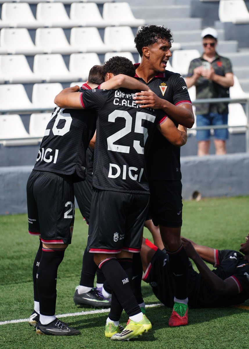 canteragrana's tweet photo. IMPERIAL | ✍️ 𝑷𝑹𝑬𝑽𝑰𝑨 

📰 El filial afronta su segunda salida consecutiva ante el @castellonense_ en busca de su segunda victoria 

🔗 https://t.co/UiIwHq92t3 

🙌 ¡A continuar con las buenas sensaciones! 
#CastellonenseImperial https://t.co/CPqYtBPbnT