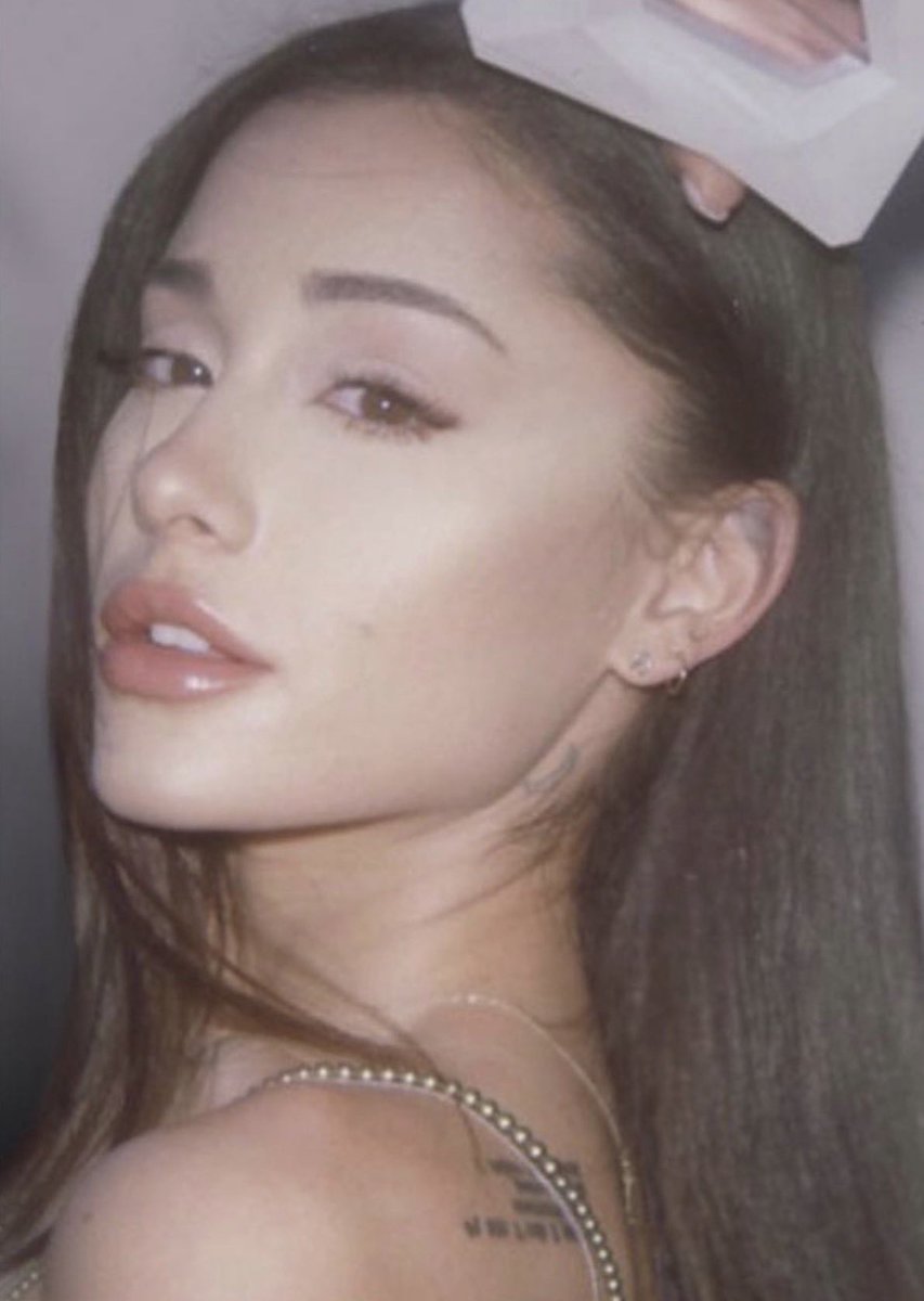 luvtooharddd's tweet photo. this serve https://t.co/iQkSUAy1se