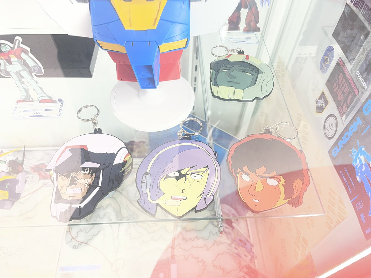 KINA_LILLET_'s tweet photo. 結構デカいなこのキーホルダー
欲しい https://t.co/gkSJGG8dqr