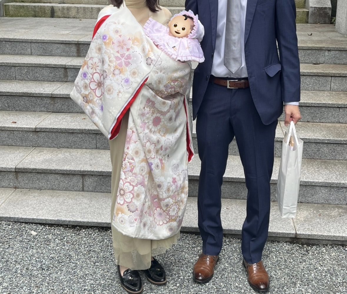 31109_as's tweet photo. お宮参り無事終了👏
すくすく元気に育ちますように👶🏻
産着着こなすの難しすぎた（笑） https://t.co/ZajJUwEwPb