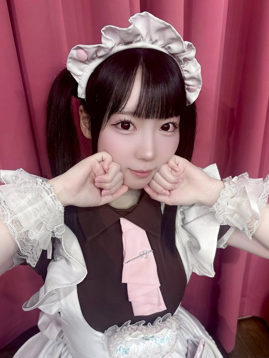 atmaid_ichiha's tweet photo. いちはポーズ🤍 https://t.co/tfiXiTbHr1