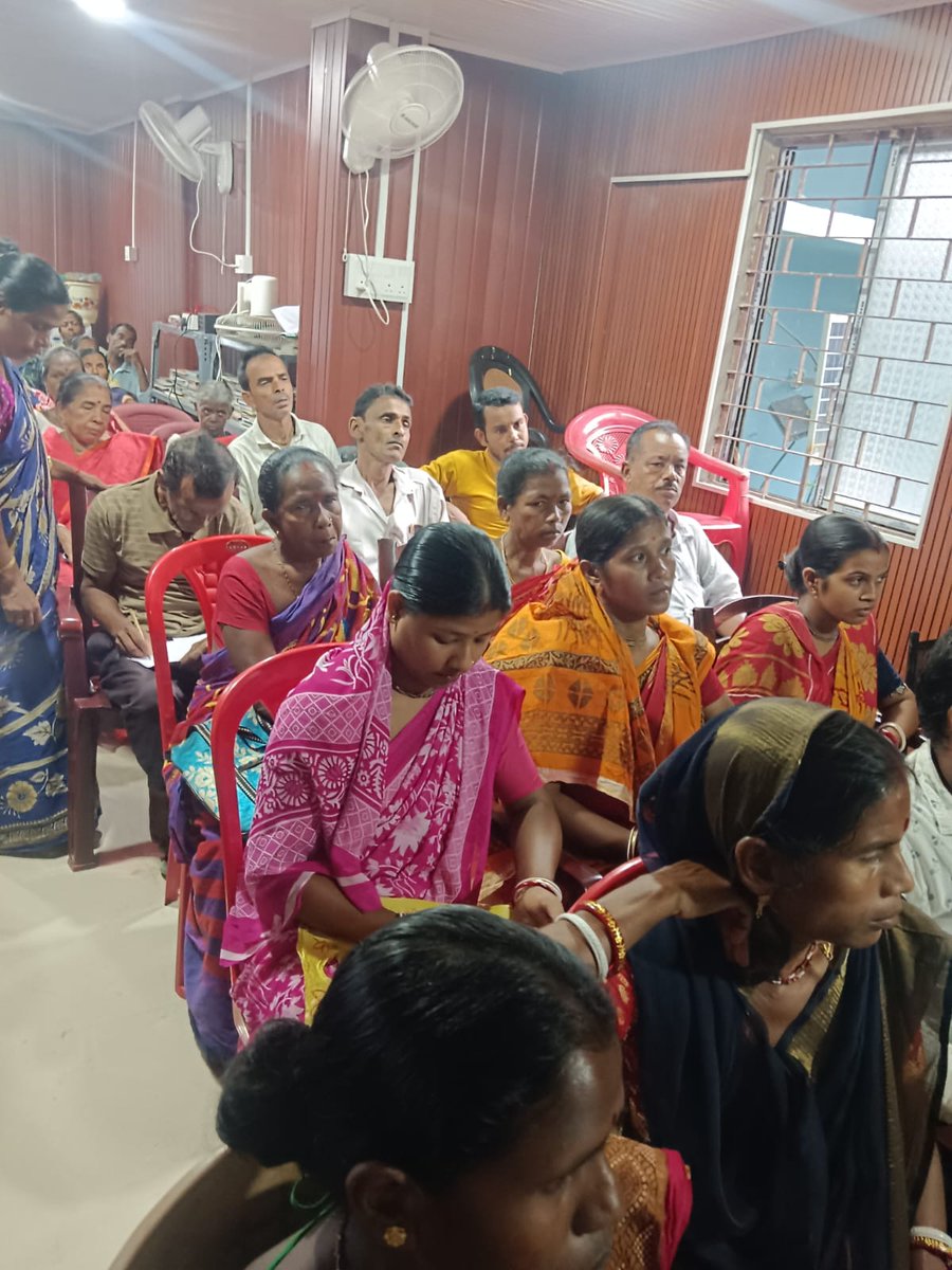 bdokgt's tweet photo. 🌿🏡 বিশেষ গ্রামসভা | Jagannathpur Gram Panchayat 🏡🌿

People’s Plan Campaign 2026–27 এবং বিকশিত উৎসব উপলক্ষে আজ Jagannathpur Gram Panchayat, কুমারঘাট R.D. Block-এ বিশেষ Gram Sabha অনুষ্ঠিত হয়েছে। https://t.co/gcCQRU7a3w