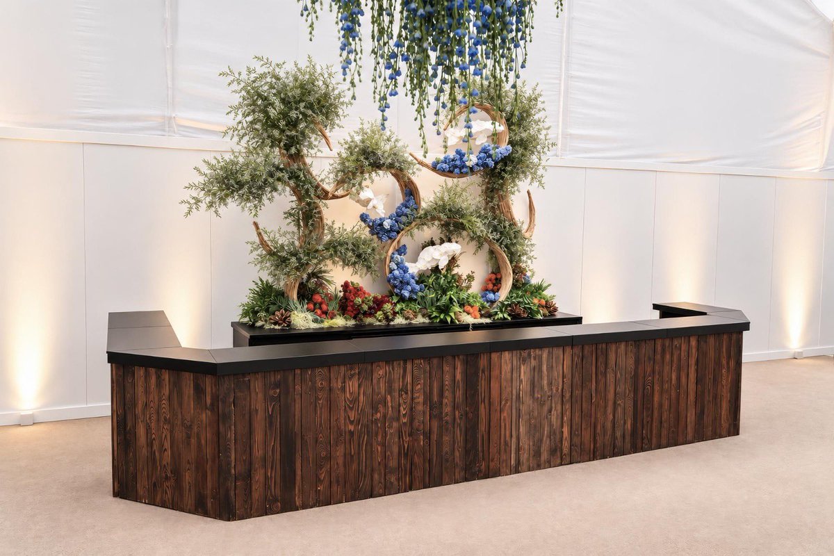 RhinoMobileBar's tweet photo. 🌸🌼🌺Chelsea Flower Show 2026🌺🌼🌸

We were proud to supply premium mobile bars and bespoke buffet units, specially designed and crafted for this exceptional event!

👉🏻Visit our IG @rhinobarhire for more! 📸

https://t.co/gZyBx4CE7w https://t.co/pbnT1Ezsdy