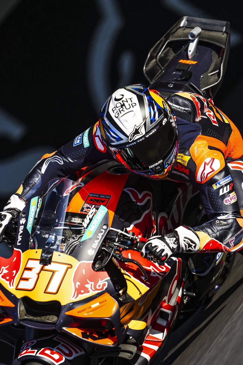 37_pedroacosta's tweet photo. A positive feeling on the first day at Motegi 🎌🦈 https://t.co/uLyj2nmtoM