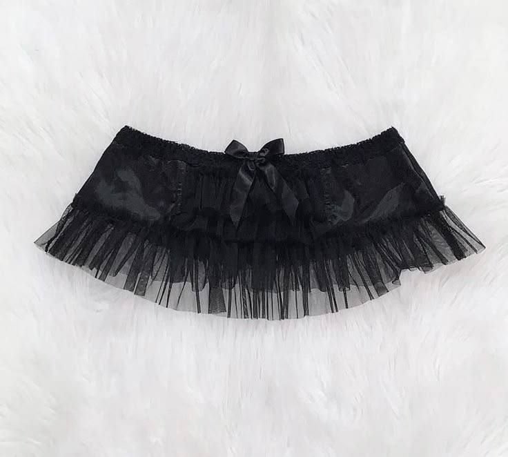 opheliavintagee's tweet photo. lace✨️ https://t.co/dlIK9gohCb