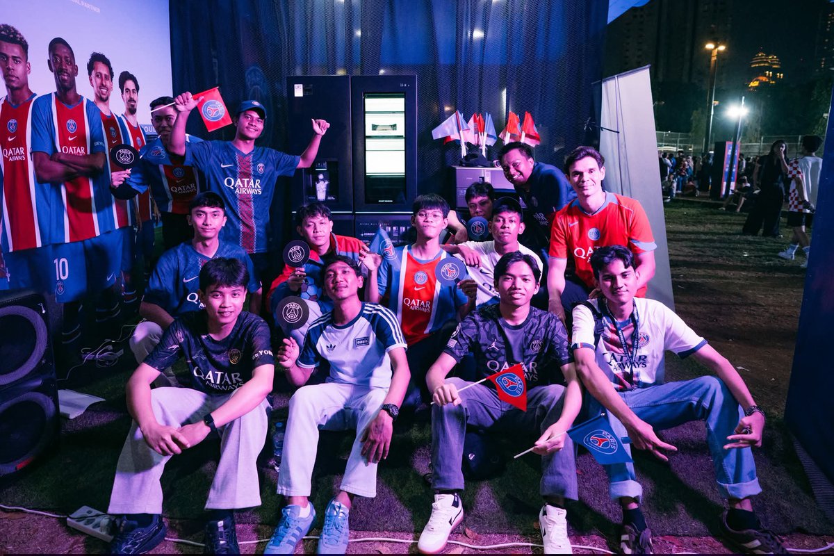 PSGindonesia's tweet photo. Terima kasih, Jakarta! ❤️💙
Vidio Sports Festival 2026 telah berakhir!🎉

Semoga kalian merasakan keseruan di booth PSG!

Terima kasih sudah mampir dan menjadi bagian dari pengalaman ini. Sampai bertemu lagi di kesempatan berikutnya! https://t.co/2jVkTtRcGz