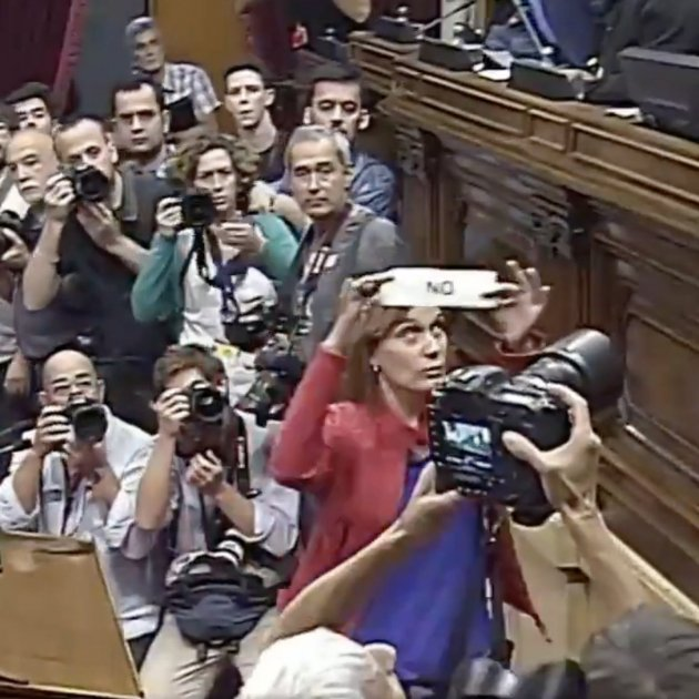 manel10valle's tweet photo. Amb el poble català. https://t.co/cKVvSph803