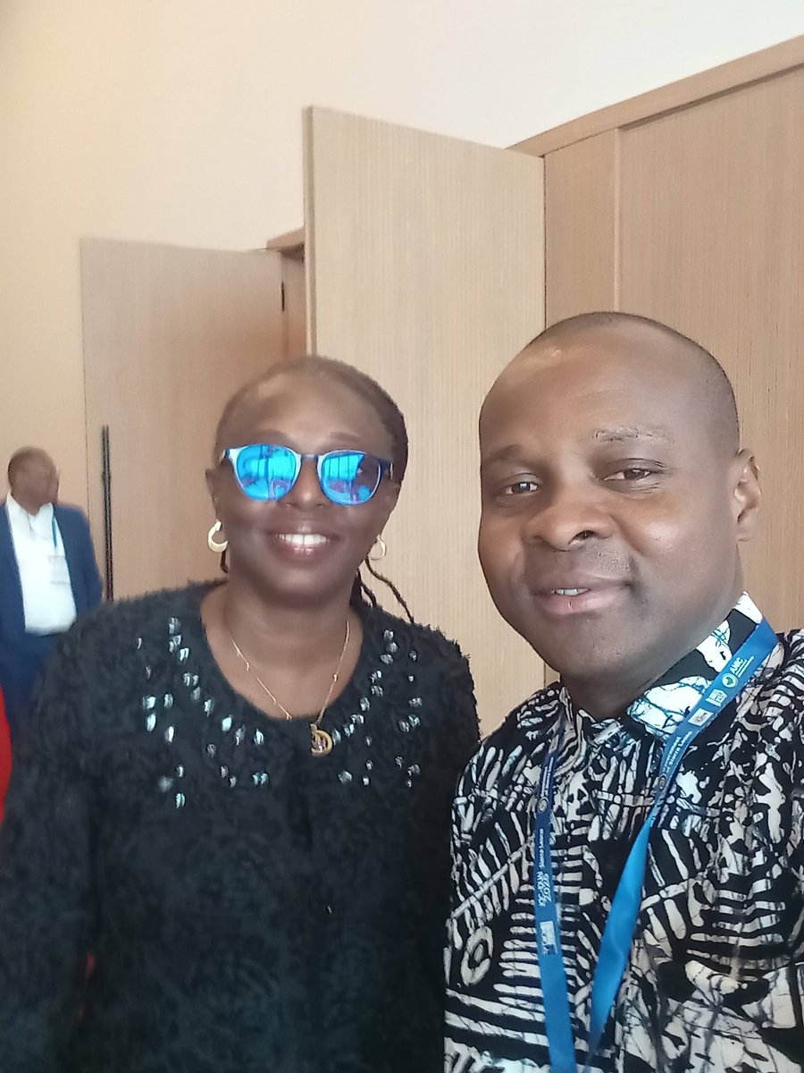 TawehJ's tweet photo. I  met  the UN Resident Coordinator in Sierra Leone, Seraphine Wakana; Acting Chief Justice of Sierra Leone, Madam. Jamestina King &amp; Ombudsman Gen of São Paulo in Brazil, Valmir Gomes Dias,  with his team, at the ICIC-IDUAI Conference in Sierra Leone. https://t.co/udedYfiT0i https://t.co/TJ0vEM5J2c