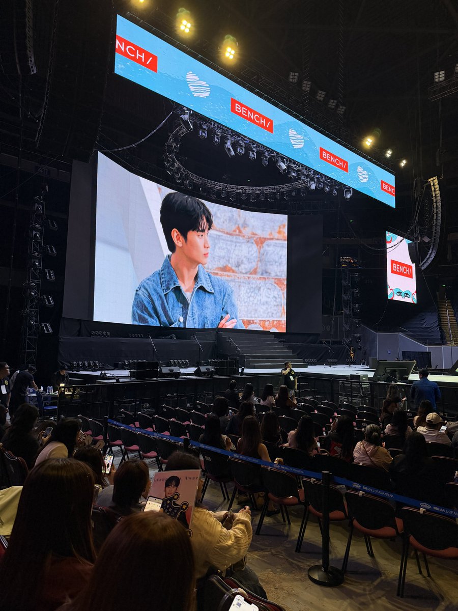 jeffteves's tweet photo. Less than 1 hour to go.

Kim Soo-hyun fan meeting.

#BENCHOurForeverWithYou
#BENCHxKimSooHyun
#GlobaIBENCHSetter https://t.co/oKVIAhszXs