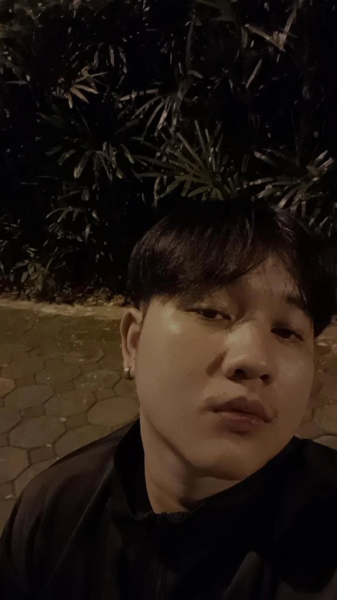 thaspn__26's tweet photo. ขอลั่นๆนะครับคืนนี้ #มฟล #บ้านดู่ https://t.co/xBUgIB3MFR