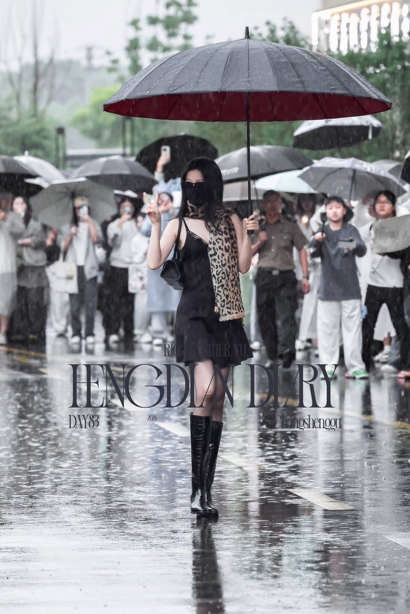 RigelEsther1218's tweet photo. 🫧 261002

#estheryu #esther #yushuxin #yushuxinesther #우서흔 #อวี๋ซูซิน #虞书欣 #虞书欣esther #长生骨 #ChangShengGu #何盼 #HePan #念相思 #LoveInTheShell #RoadToSuccess #灿如繁星 https://t.co/AaLx9KdoHz
