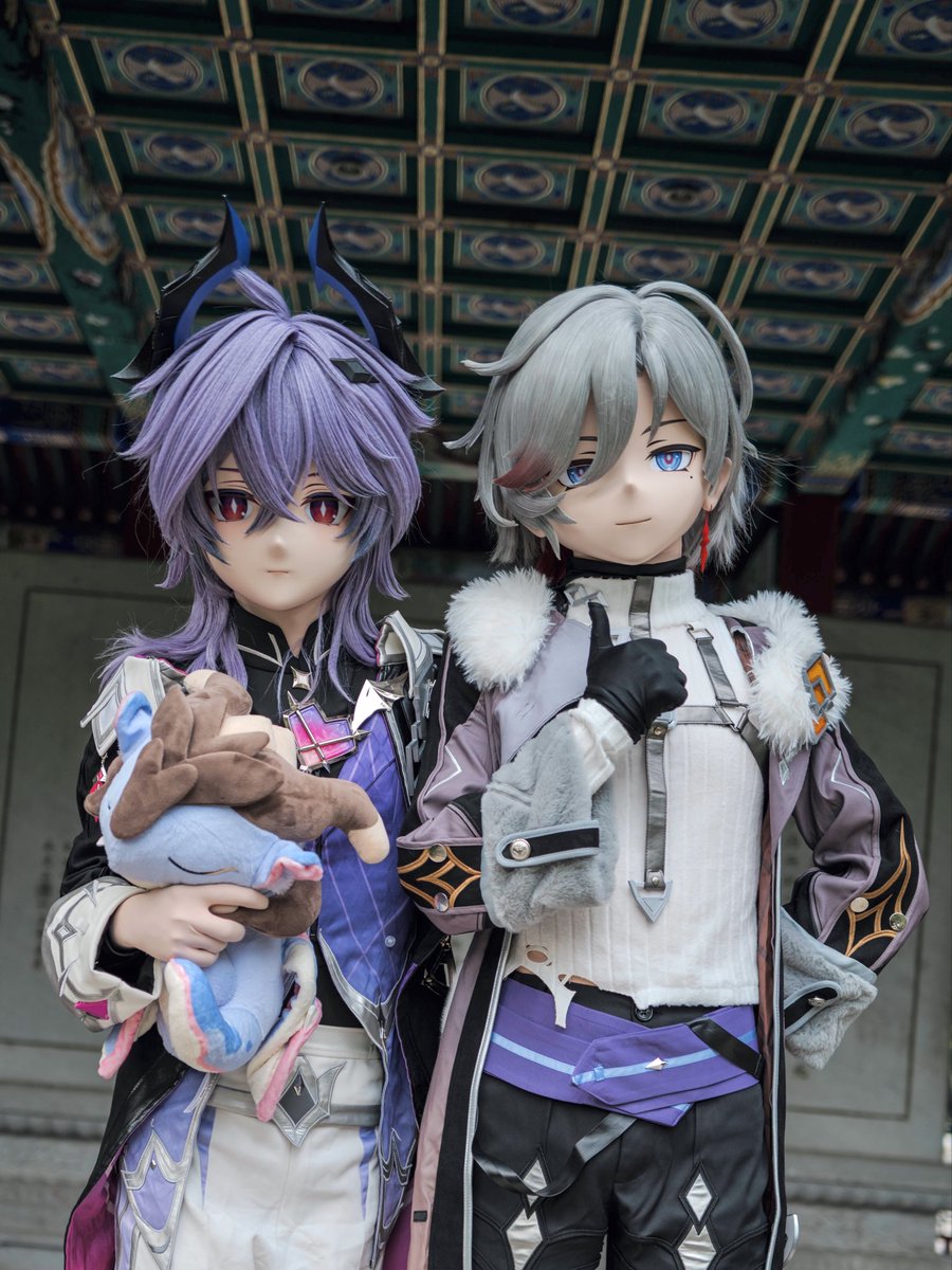gragraphcity's tweet photo. 空月之歌小男孩出动！

杜林：me
叶洛亚：@ZhiXiaoN 

#kigurumi #Genshinimpact #Durin #Illuga https://t.co/mnHX2flhWF