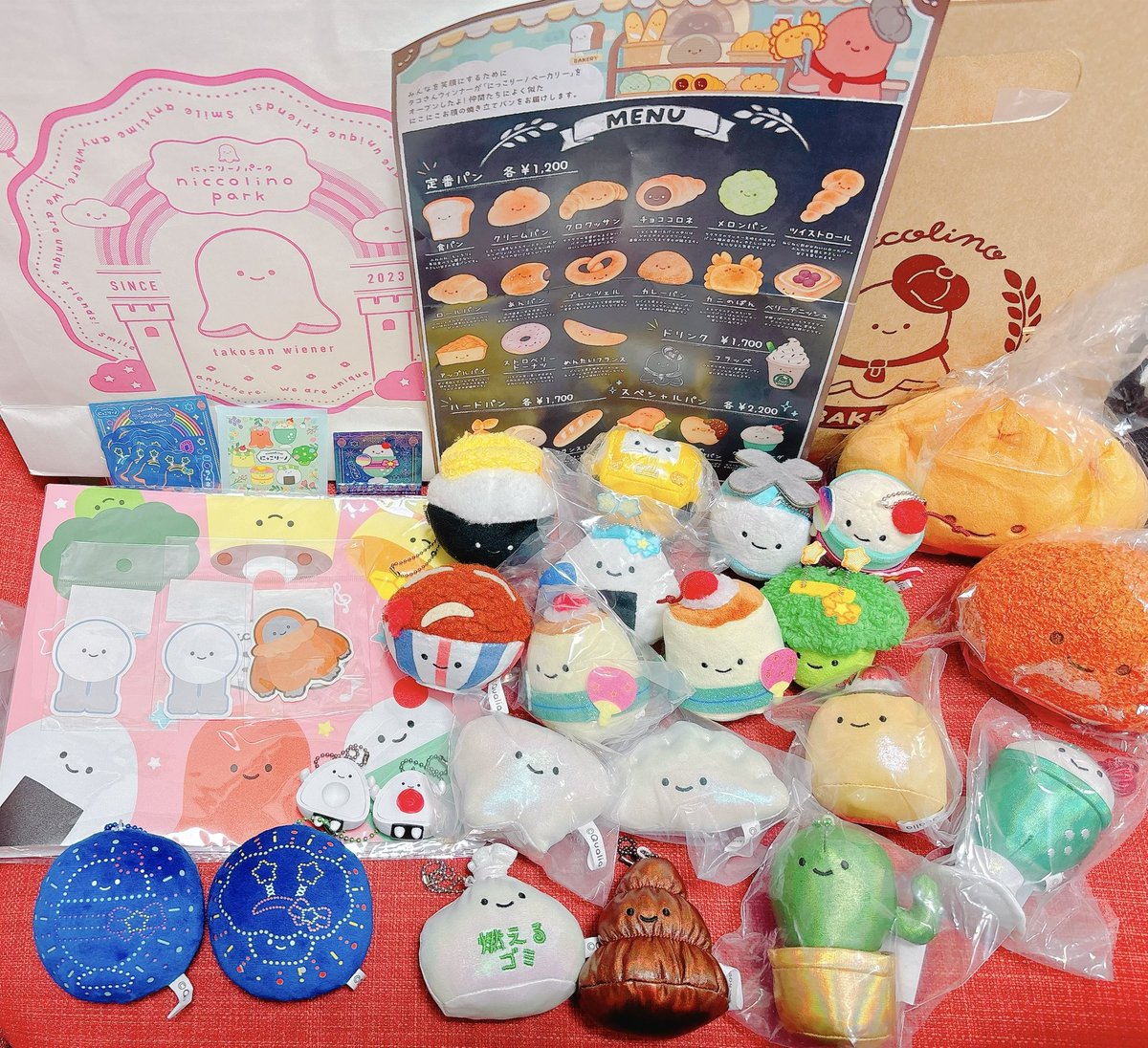 knu_disk's tweet photo. 09.25
にっこりーノフェスinららぽーと富士見
念願の埼玉で開催してくれて嬉しい🥳🤍
期間中に行けてよかった！
楽しかったな(◍•ᴗ•◍)
ナイトクローラーちゃんのステッカーかわいすぎていっぱい欲しくなっちゃう🥹
地元でめじるし出会えなかったからたくさんお迎えしてきた！
みんなかわいすぎる https://t.co/uW2bgn697o