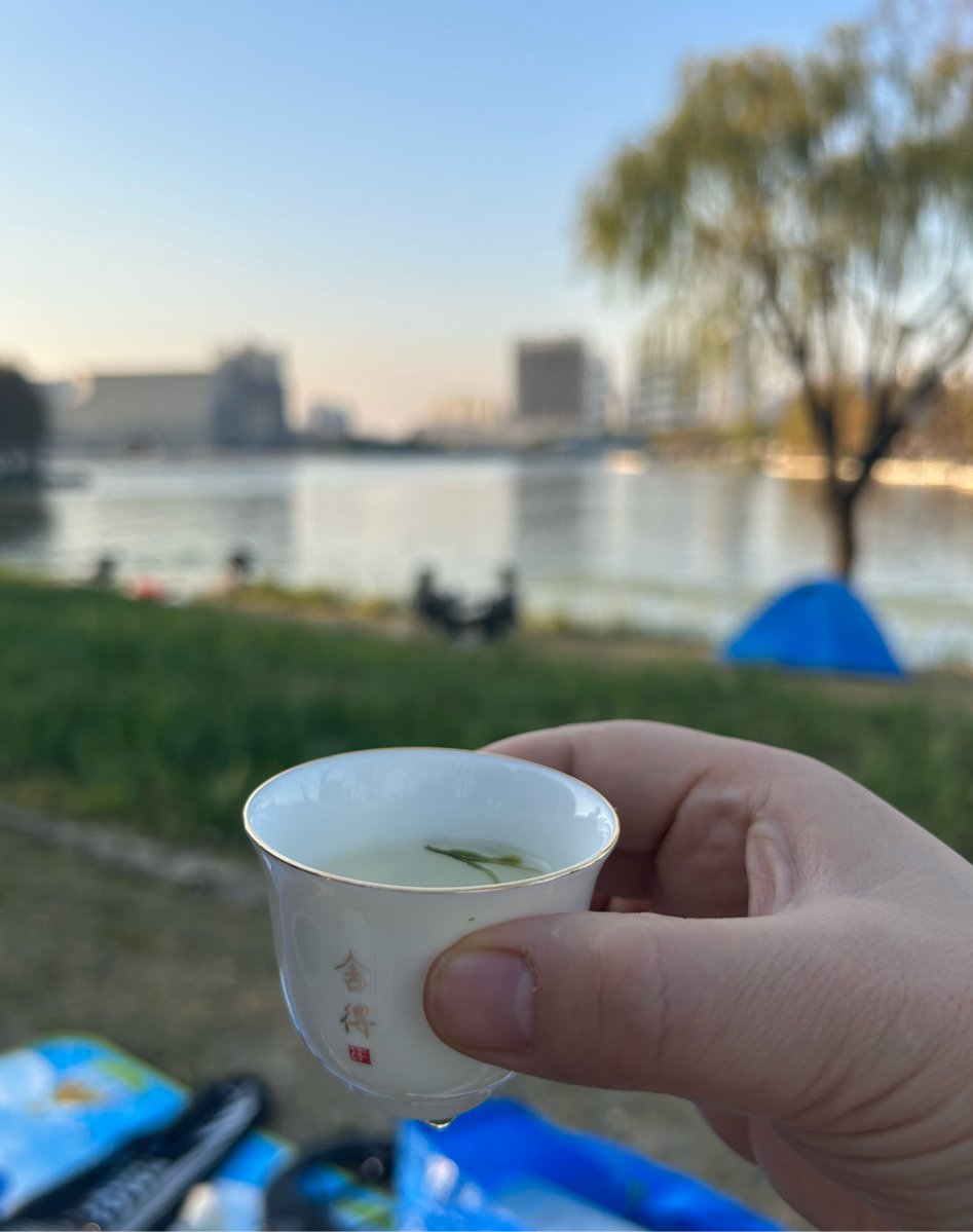 EmilyShawspqi's tweet photo. [I托撂钨扇婆 you all, the quiet moments with friends shine like warm lights in busy days!] https://t.co/8VOs3bWIaO