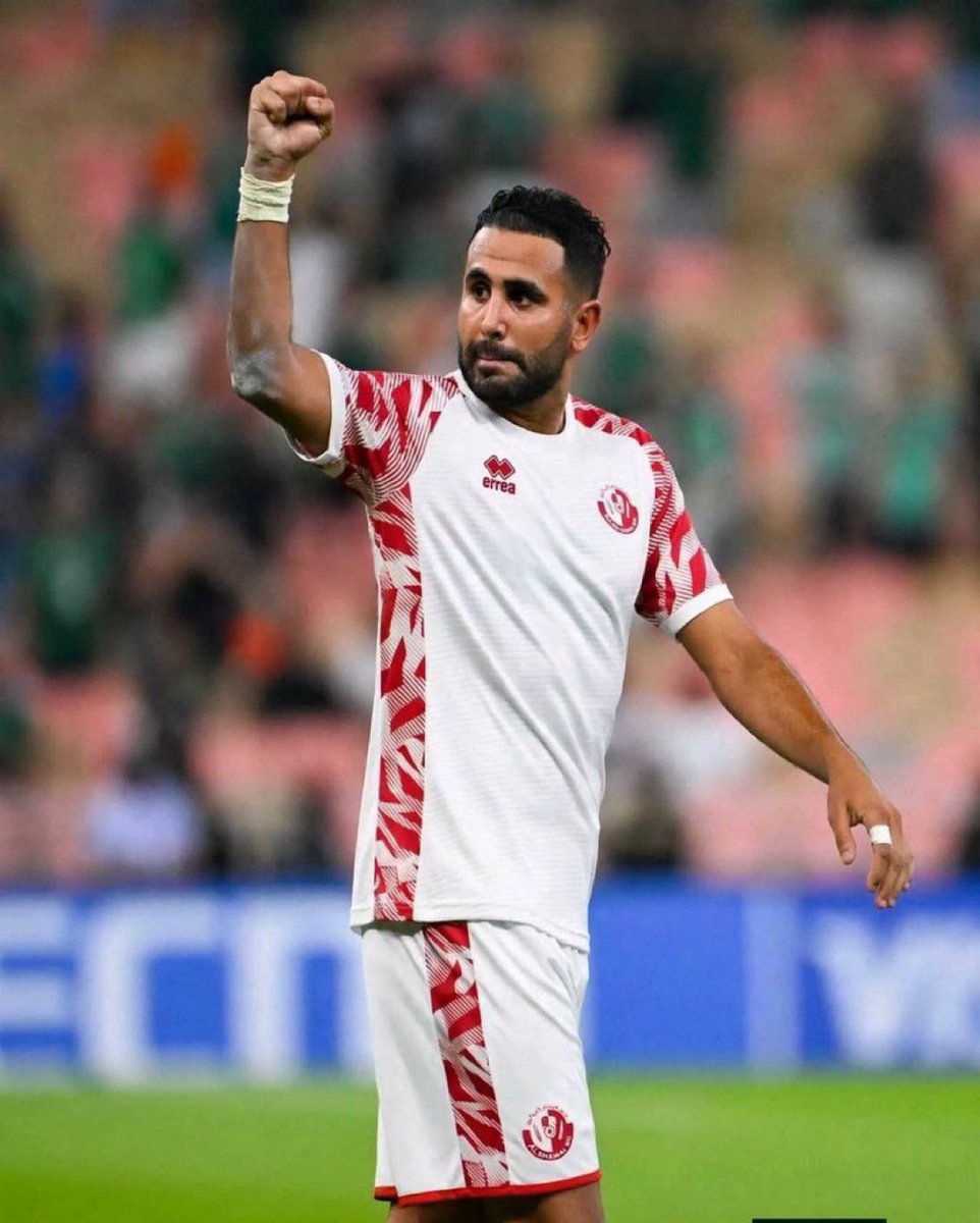 KORH_TAIM's tweet photo. 🚨🚨🚨 عاجل — Sport Zone:

رياض محرز إلى نادي الشمال القطري! 💣🇩🇿🇶🇦

صفقة مدوية في الكرة القطرية.. هل نشاهد محرز بقميص الشمال؟ 😱🔥 https://t.co/nXvYR8hRjJ
