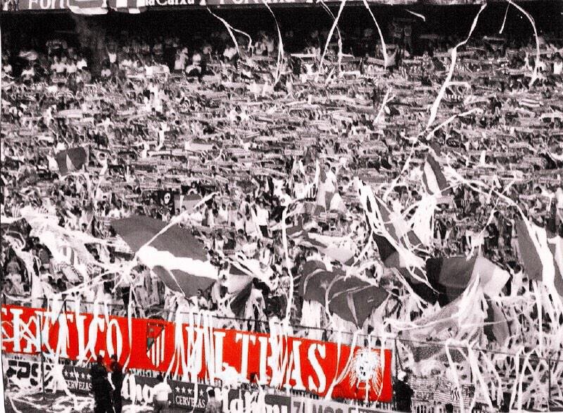 FA82Oficial's tweet photo. 2 de octubre de 1966.

60 años del recuerdo que guía nuestros corazones.

ETERNO VICENTE CALDERÓN. https://t.co/i5osv51lHi