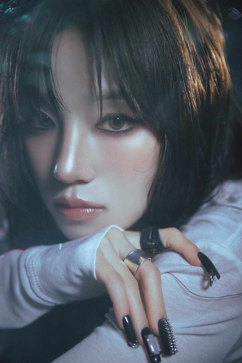 yqlovevuuu23's tweet photo. 사연 있는 락스타 mood https://t.co/jlNRmgor8z