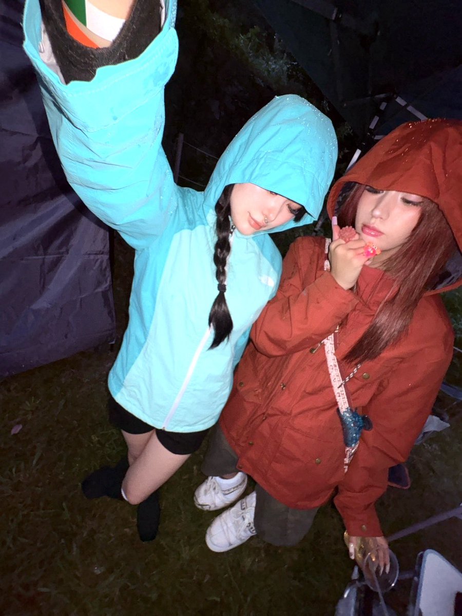 idontcrychan's tweet photo. ☔️ https://t.co/as5eQb7GFS